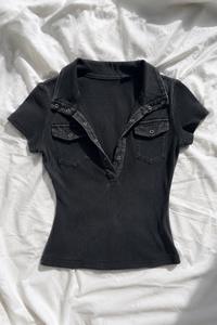 Top Polo Femme Ajusté à Poches – Style Y2K