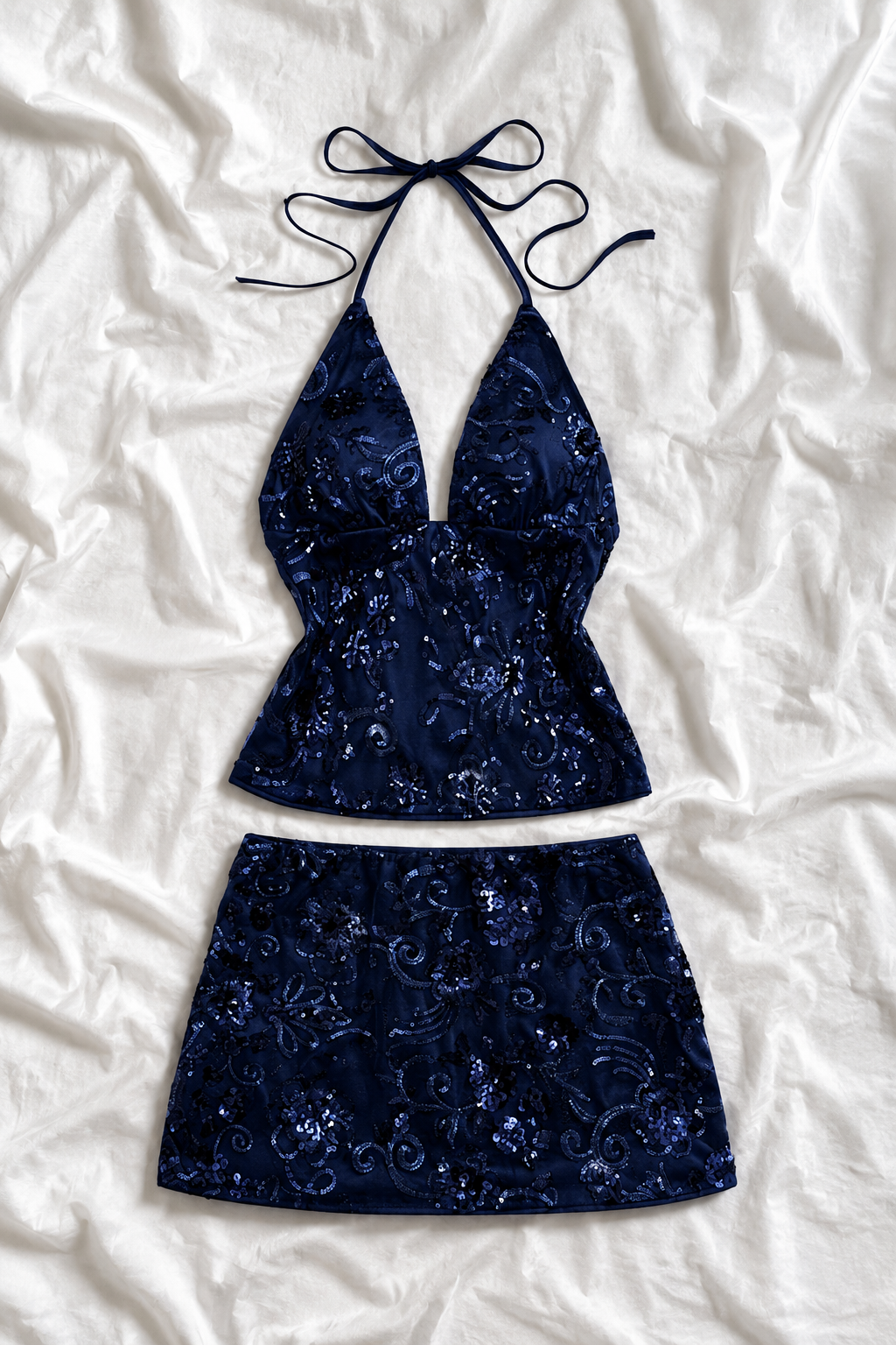 Ensemble soirée dos nu à sequins – Top noué et mini-jupe