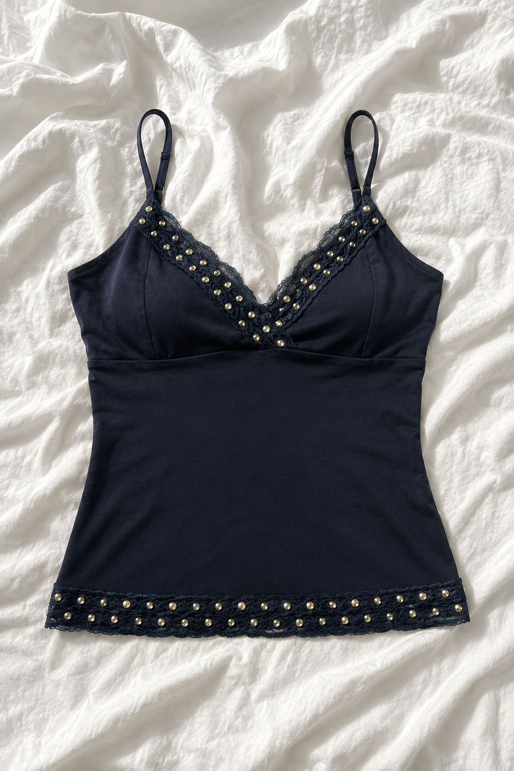 Top Caraco à Dentelle et Clous – Style Y2K